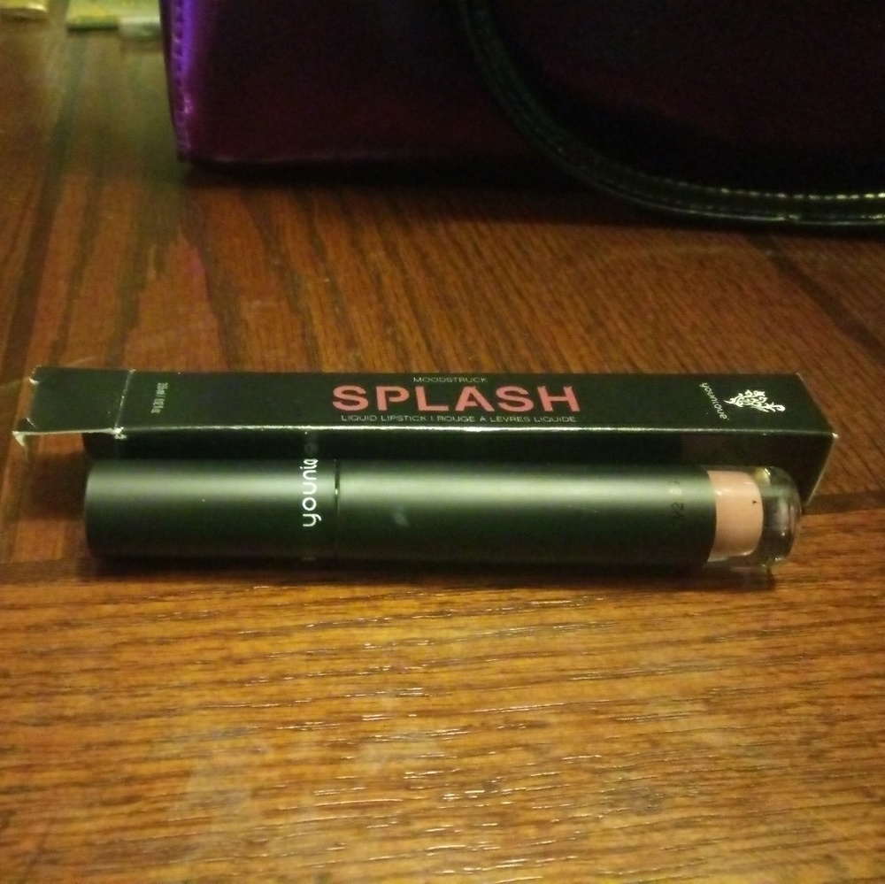 Make-up - Picture 8 of 8